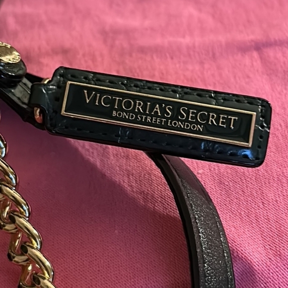 Victoria Secret Emerald Croc Crossbody W/gold Chain Straps #New - Picture 10 of 10